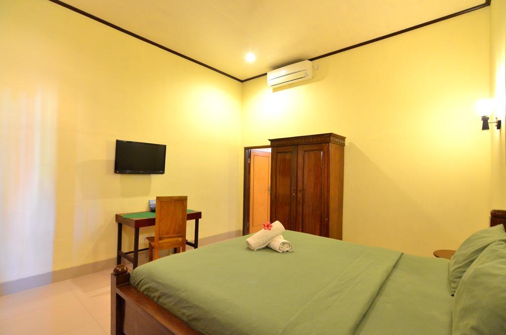 Arik Homestay Canggu Esterno foto