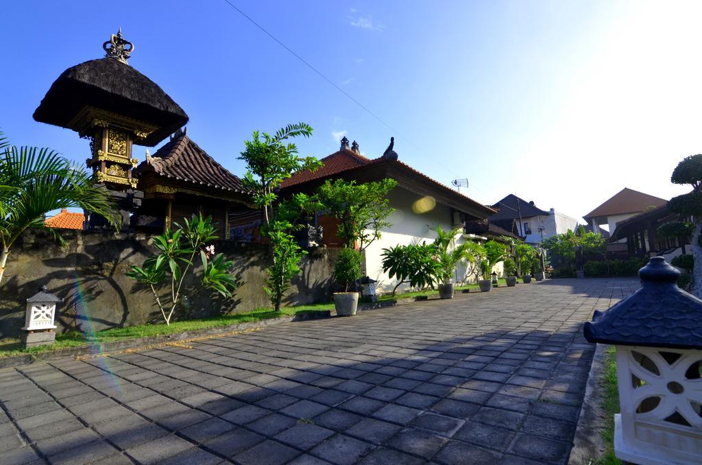 Arik Homestay Canggu Esterno foto