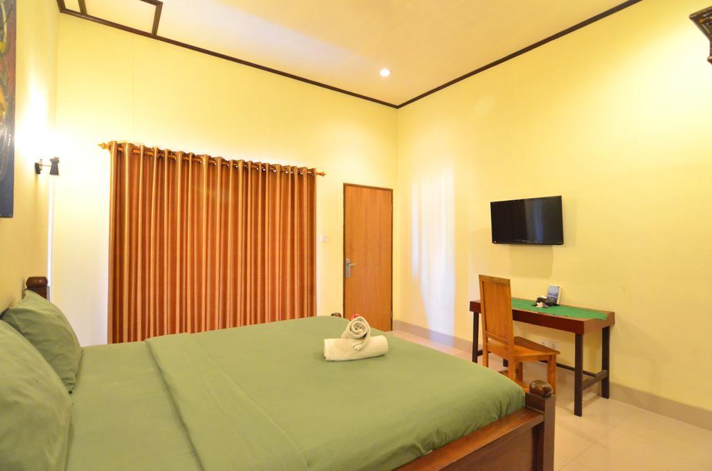 Arik Homestay Canggu Esterno foto